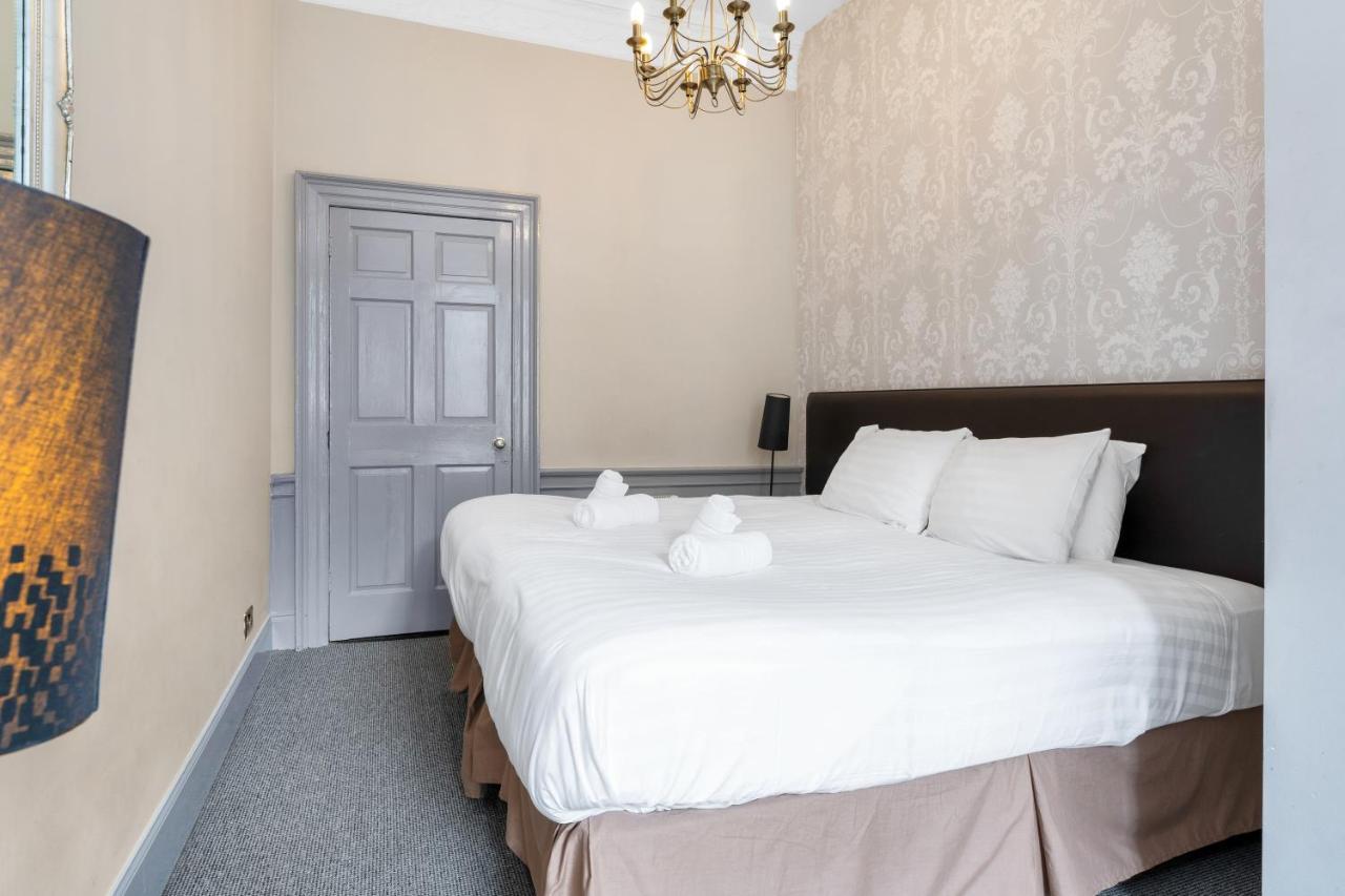 Unique 2 Bedroom Castle Suite Apartment - Near Edinburgh Castle & Royal Mile Exterior photo