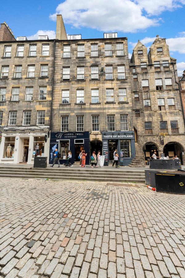 Unique 2 Bedroom Castle Suite Apartment - Near Edinburgh Castle & Royal Mile Exterior photo