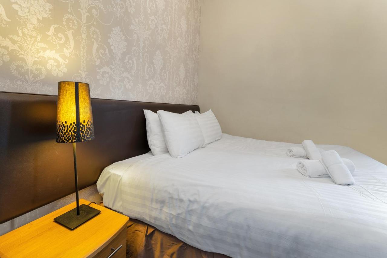 Unique 2 Bedroom Castle Suite Apartment - Near Edinburgh Castle & Royal Mile Exterior photo